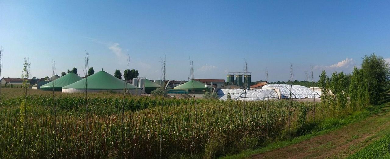 découvrez le biogaz : une énergie renouvelable produite à partir de matières organiques. apprenez comment le biogaz contribue à la transition énergétique, ses avantages pour l’environnement et ses diverses applications.