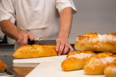 Bicarbonate et vinaigre blanc : toutes les utilisations incontournables au quotidien