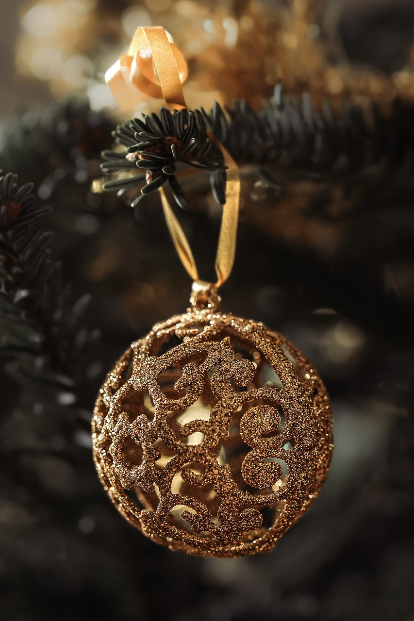 Sapin de Noël : Faut-il privilégier le naturel ou le synthétique pour respecter l’environnement ?