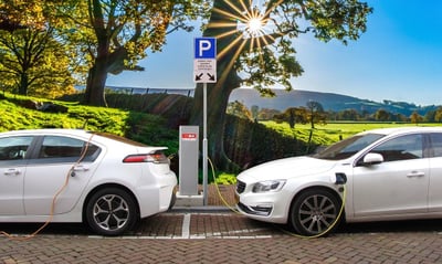 Voiture électrique : avantages, fonctionnement et conseils pour bien choisir