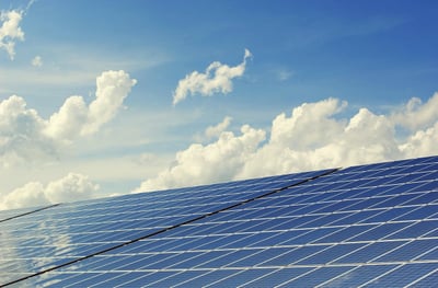 Énergie renouvelable maison : comment transformer votre habitation en source d’autonomie écologique