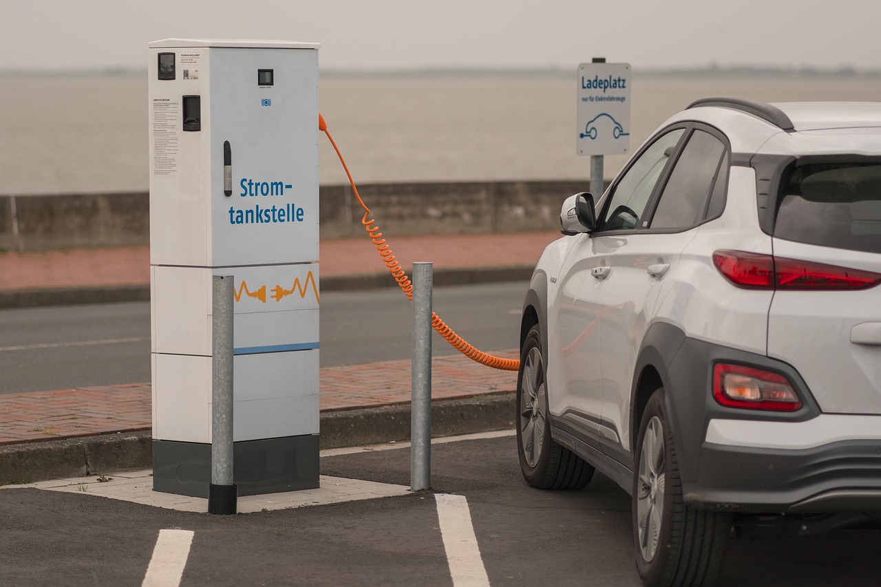 découvrez tout sur la voiture électrique : avantages, fonctionnement, modèles populaires et conseils pour adopter une mobilité plus écologique et économique.